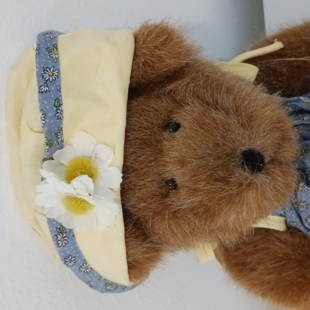 Boyds Bears - Picture 3 of 5